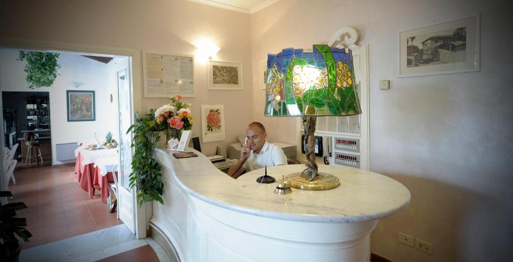 Hotel Villa Belvedere Сан-Джиминьяно Экстерьер фото